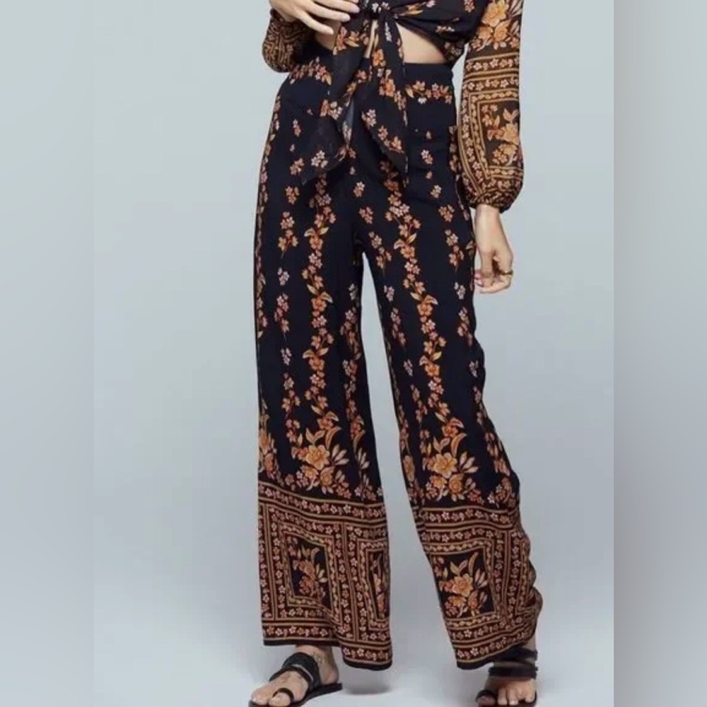❤️Band of Gypsies Floral Wide Leg baggy Pants